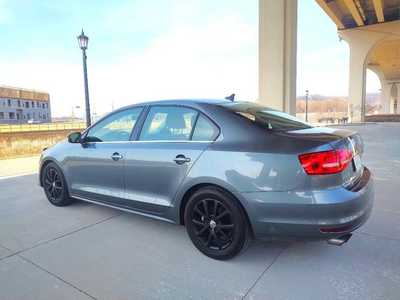 2015 Volkswagen Jetta, $8495. Photo 3