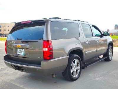 2012 Chevrollet Suburban, $7995. Photo 7