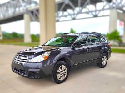 2013 Subaru Outback, $7995. Photo 4