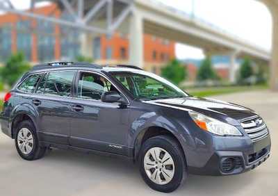 2013 Subaru Outback, $7995. Photo 8