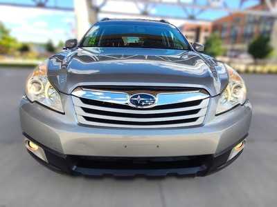 2010 Subaru Outback, $6495. Photo 10