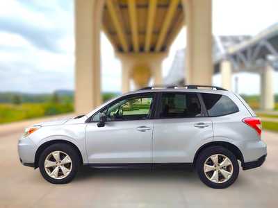 2015 Subaru Forester, $9995. Photo 2