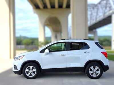 2018 Chevrolet Trax, $8995. Photo 2