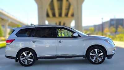 2014 Nissan Pathfinder, $9995. Photo 6