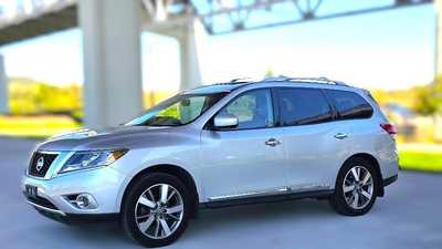 2014 Nissan Pathfinder, $9995. Photo 1