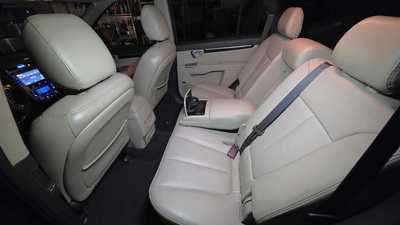 2012 Hyundai Santa Fe, $4995. Photo 12
