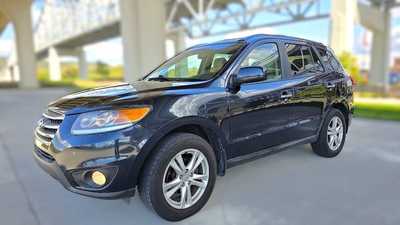 2012 Hyundai Santa Fe, $4995. Photo 1
