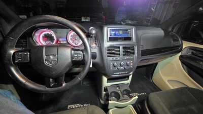 2015 Dodge Caravan, Grand, $5995. Photo 3