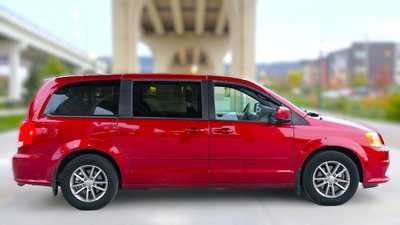 2015 Dodge Caravan, Grand, $5995. Photo 7
