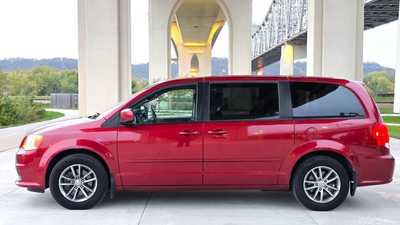 2015 Dodge Caravan, Grand, $5995. Photo 1