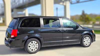 2016 Dodge Caravan, Grand, $5995. Photo 5