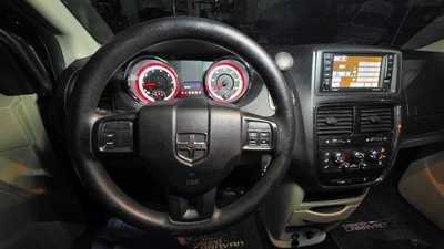 2016 Dodge Caravan, Grand, $5995. Photo 8