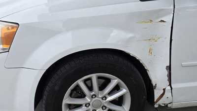 2014 Dodge Caravan, Grand, $4495. Photo 7