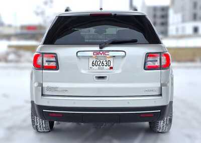 2015 GMC Acadia, $6495. Photo 4