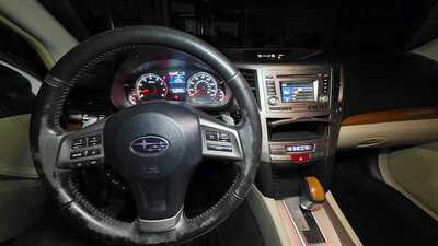 2013 Subaru Outback, $6995. Photo 12