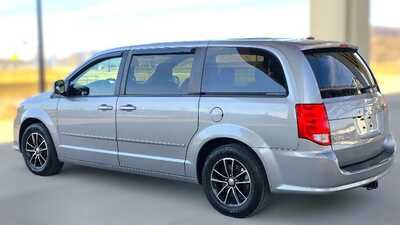 2015 Dodge Grand Caravan, $6495. Photo 3