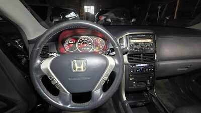 2006 Honda Pilot, $6995. Photo 12