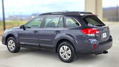 2013 Subaru Outback, $6995. Photo 3