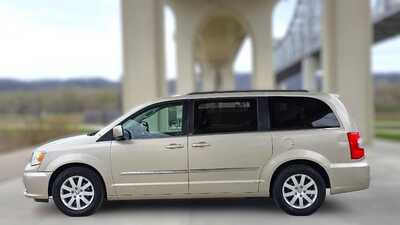 2013 Chrysler Town & Country, $6995. Photo 2