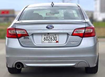 2017 Subaru Legacy, $4995. Photo 4