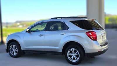2016 Chevrolet Equinox, $8995. Photo 3