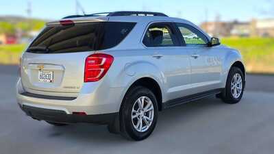 2016 Chevrolet Equinox, $8995. Photo 5