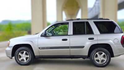 2004 Chevrolet TrailBlazer, $6995. Photo 2