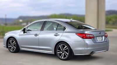 2017 Subaru Legacy, $4495. Photo 3