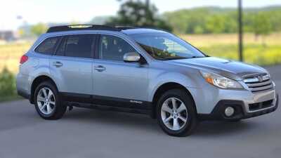 2013 Subaru Outback, $6995. Photo 6