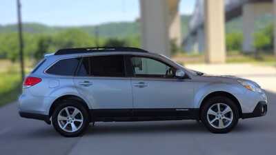 2013 Subaru Outback, $6995. Photo 7