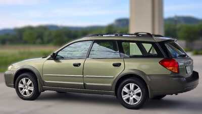 2005 Subaru Outback, $5495. Photo 3