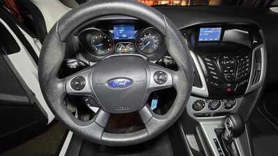 2014 Ford Focus, $7995. Photo 11