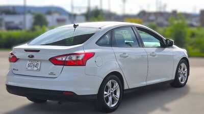 2014 Ford Focus, $7995. Photo 5