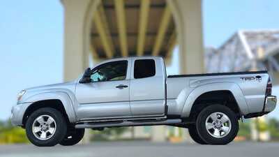 2007 Toyota Tacoma, $7995. Photo 2