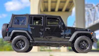 2015 Jeep Wrangler Unlimited, $17995. Photo 7