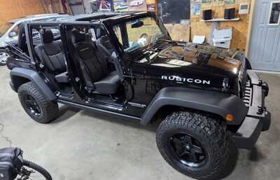 2015 Jeep Wrangler Unlimited, $17995. Photo 8