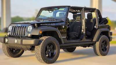 2015 Jeep Wrangler Unlimited, $17995. Photo 1