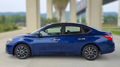 2018 Nissan Sentra, $9595. Photo 2