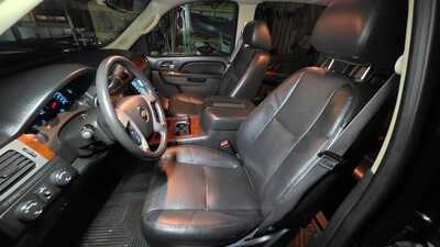 2013 Chevrolet Avalanche, $18995. Photo 11