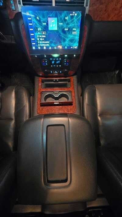 2013 Chevrolet Avalanche, $18995. Photo 12