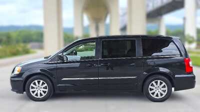 2013 Chrysler Town and, $7995. Photo 2