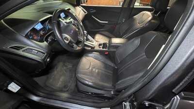 2013 Ford Focus, $6355. Photo 10