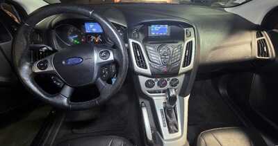2013 Ford Focus, $6355. Photo 11