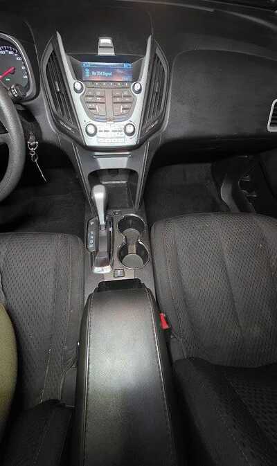 2012 Chevrolet Equinox, $0. Photo 9