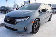 2023 Honda Odyssey SPORT's photo